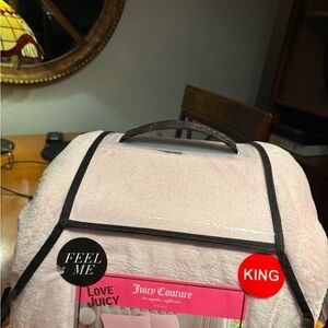 Juicy Couture King Light Pink Fleece Sheets. NWT